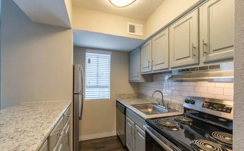 Rental by Apartment Wolf | Riverfalls @ Bellmar | 10570 Stone Canyon Rd, Dallas, TX 75230 | apartmentwolf.com