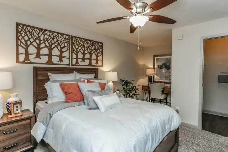 Rental by Apartment Wolf | The Commons at Westchase | 10751 Meadowglen Ln, Houston, TX 77042 | apartmentwolf.com