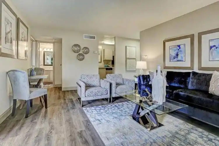 Rental by Apartment Wolf | The Commons at Westchase | 10751 Meadowglen Ln, Houston, TX 77042 | apartmentwolf.com