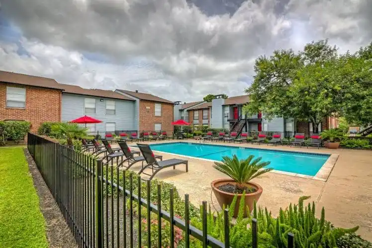 Rental by Apartment Wolf | Clear Lake Apartment Homes | 300 Cyberonics, Houston, TX 77058 | apartmentwolf.com