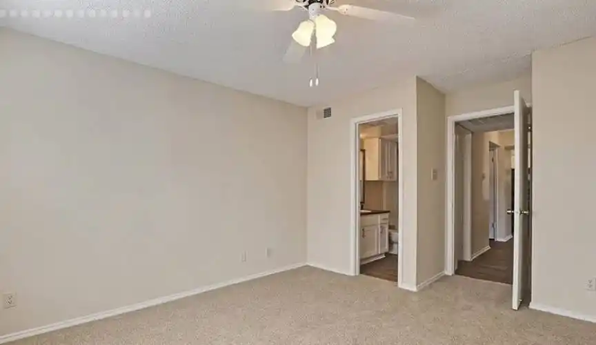 Rental by Apartment Wolf | Jefferson Place | 6306 N MacArthur Blvd, Irving, TX 75039 | apartmentwolf.com