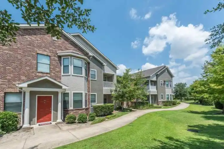 Rental by Apartment Wolf | Stonepost at Shadow Creek Ranch | 12400 Shadow Creek Pky, Pearland, TX 77584 | apartmentwolf.com