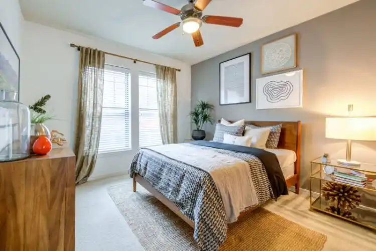 Rental by Apartment Wolf | The Village Park | 5657 Amesbury Dr, Dallas, TX 75206 | apartmentwolf.com