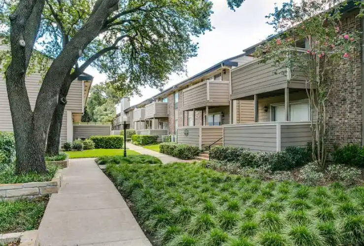 Rental by Apartment Wolf | The Village Hill | 8203 Southwestern Blvd, Dallas, TX 75206 | apartmentwolf.com