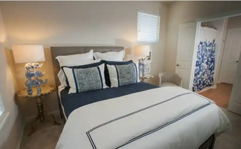 Rental by Apartment Wolf | The Village Upper East Side | 8749 Southwestern Blvd, Dallas, TX 75206 | apartmentwolf.com