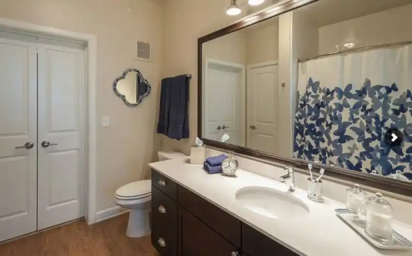 Rental by Apartment Wolf | The Village Upper East Side | 8749 Southwestern Blvd, Dallas, TX 75206 | apartmentwolf.com