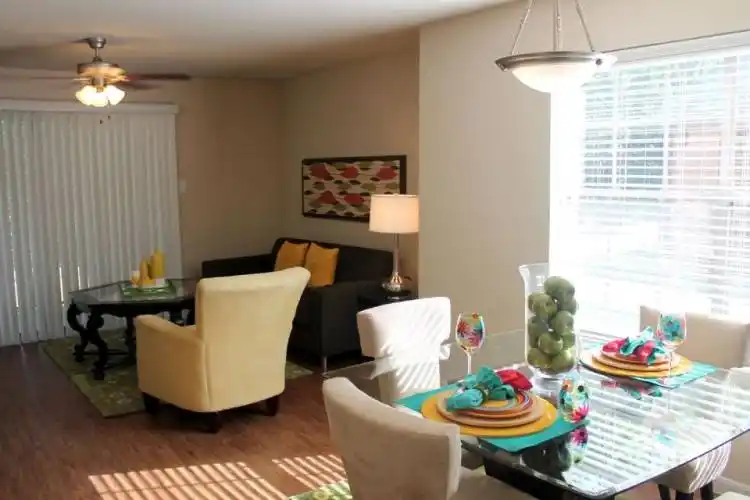 Rental by Apartment Wolf | Reserve at Windmill Lakes | 9988 Windmill Lakes Blvd, Houston, TX 77075 | apartmentwolf.com