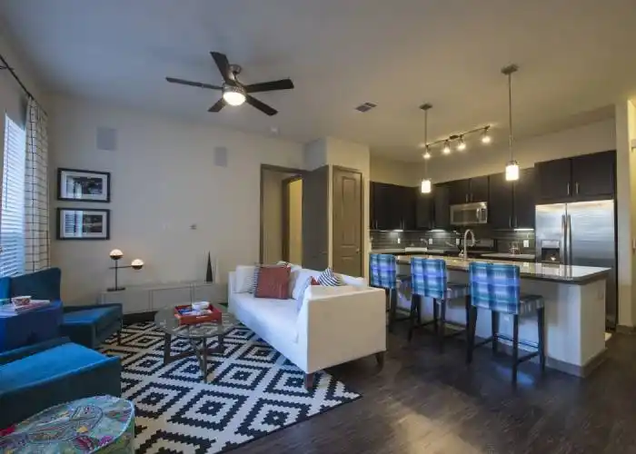 Rental by Apartment Wolf | Arlo Memorial | 935 N Wilcrest Dr, Houston, TX 77079 | apartmentwolf.com