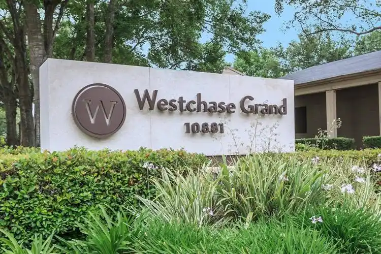 Rental by Apartment Wolf | The Grand at Westchase | 10881 Richmond Ave, Houston, TX 77042 | apartmentwolf.com