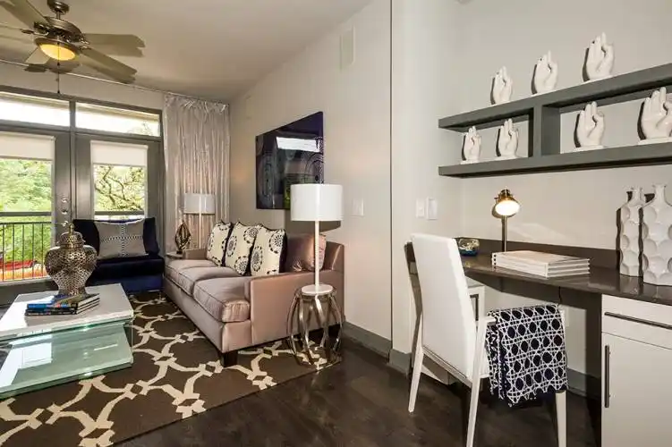 Rental by Apartment Wolf | Pearl Greenway | 3788 Richmond Ave, Houston, TX 77045 | apartmentwolf.com