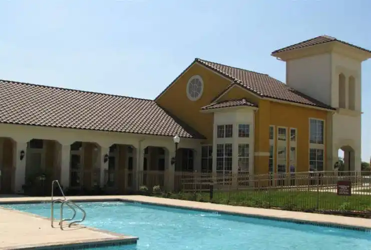 Rental by Apartment Wolf | Costa Mirada | 9323 Somerset Rd, San Antonio, TX 78211 | apartmentwolf.com