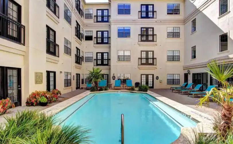 Rental by Apartment Wolf | Vines at Turtle Creek | 3001 Sale St, Dallas, TX 75219 | apartmentwolf.com