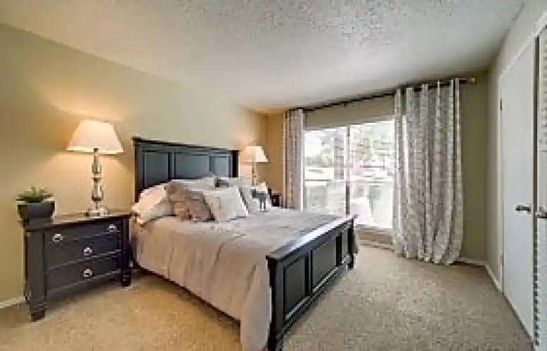 Rental by Apartment Wolf | Cross Creek Apartments | 6033 E Northwest Hwy, Dallas, TX 75231 | apartmentwolf.com