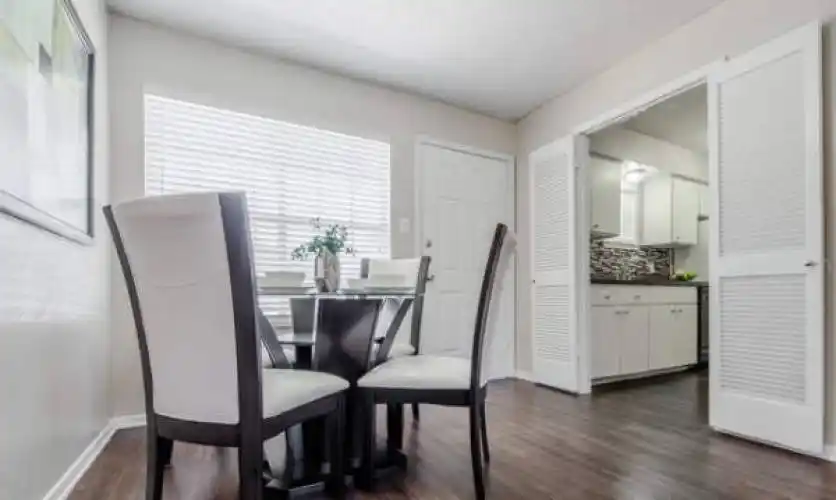 Rental by Apartment Wolf | Arlington Park Villas | 1716 Chattanooga Pl, Dallas, TX 75235 | apartmentwolf.com