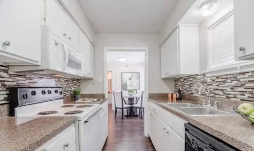 Rental by Apartment Wolf | Arlington Park Villas | 1716 Chattanooga Pl, Dallas, TX 75235 | apartmentwolf.com