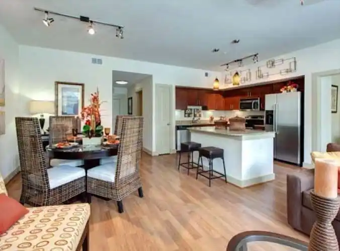 Rental by Apartment Wolf | AMLI City Vista | 2221 W Dallas St, Houston, TX 77019 | apartmentwolf.com