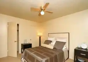 Rental by Apartment Wolf | Park Grove Square | 2957 Park Square Dr, Irving, TX 75060 | apartmentwolf.com