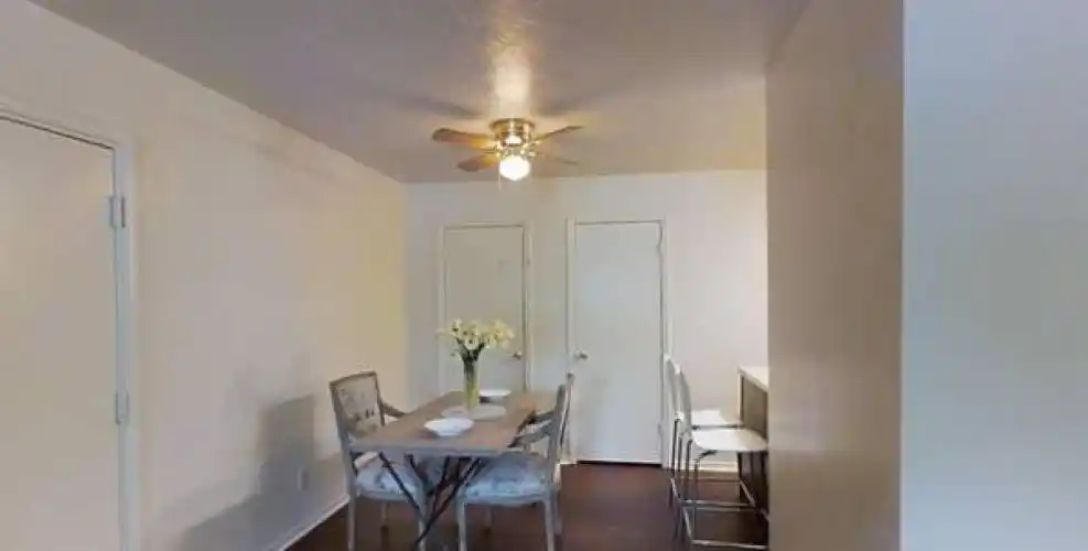 Rental by Apartment Wolf | Park Grove Square | 2957 Park Square Dr, Irving, TX 75060 | apartmentwolf.com