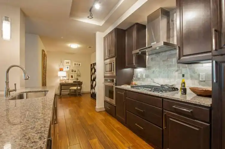 Rental by Apartment Wolf | Pearl Residences at CityCentre | 10401 Town and Country Way, Houston, TX 77024 | apartmentwolf.com