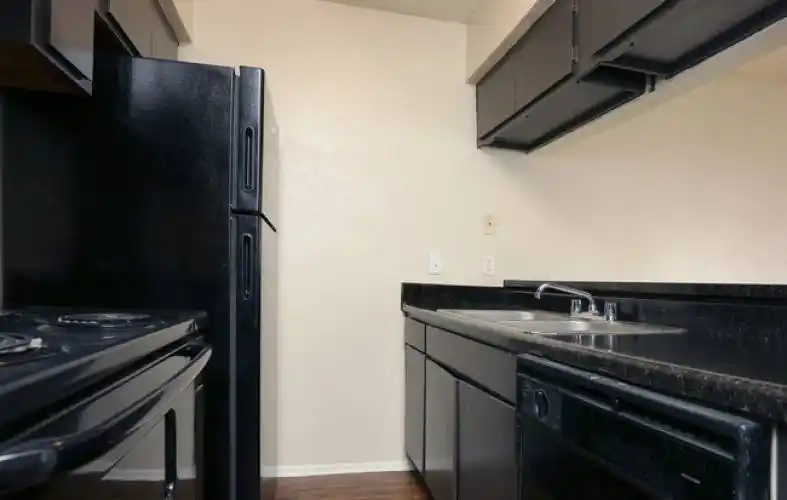 Rental by Apartment Wolf | ROCHELLE PLACE | 240 W Rochelle Rd, Irving, TX 75062 | apartmentwolf.com