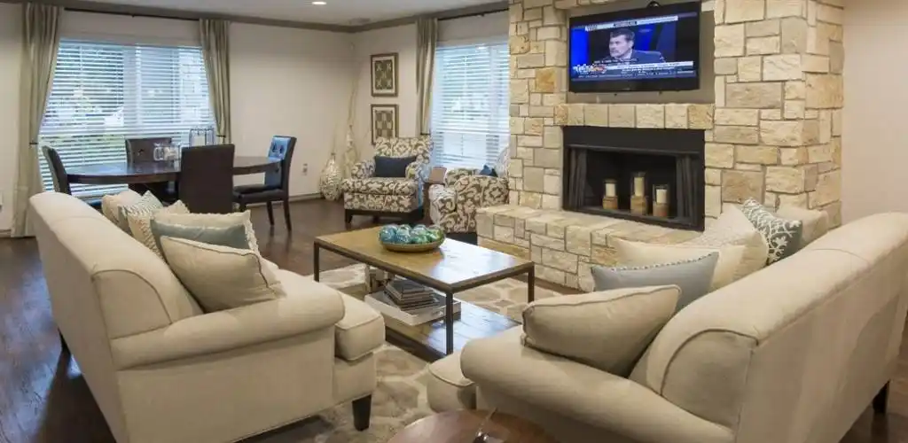 Rental by Apartment Wolf | Reserve at Garden Oaks | 3405 N Shepherd Dr, Houston, TX 77018 | apartmentwolf.com