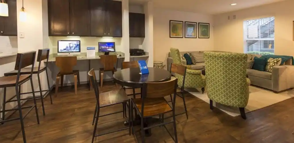 Rental by Apartment Wolf | Reserve at Garden Oaks | 3405 N Shepherd Dr, Houston, TX 77018 | apartmentwolf.com