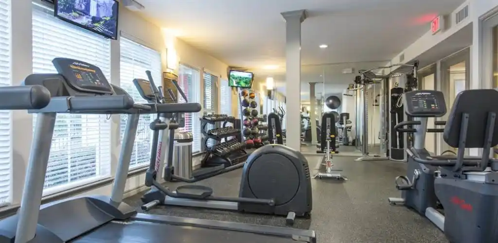 Rental by Apartment Wolf | Reserve at Garden Oaks | 3405 N Shepherd Dr, Houston, TX 77018 | apartmentwolf.com