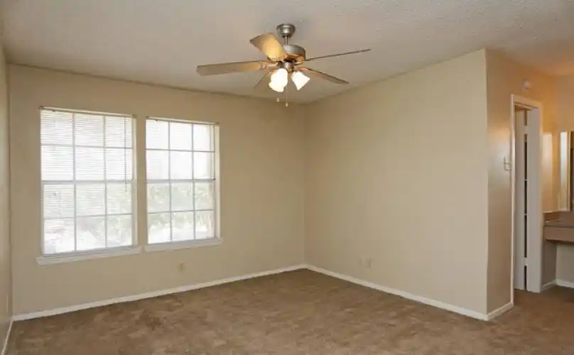 Rental by Apartment Wolf | Preston Villas | 17601 Preston Rd, Dallas, TX 75252 | apartmentwolf.com