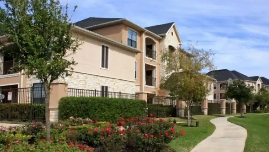 Rental by Apartment Wolf | Deseo at Grand Mission | 19002 Mission Park Dr, Richmond, TX 77407 | apartmentwolf.com