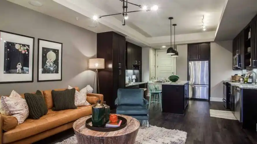 Rental by Apartment Wolf | The Austin at Trinity Green | 1212 Singleton Blvd, Dallas, TX 75212 | apartmentwolf.com