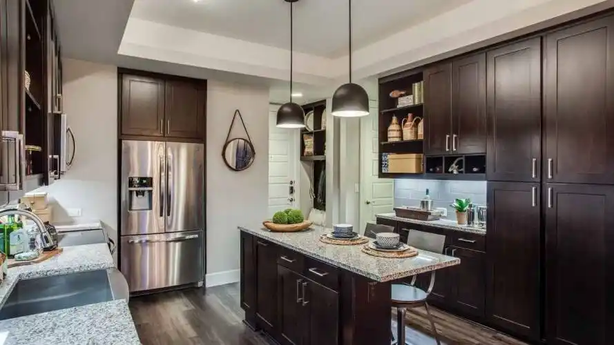 Rental by Apartment Wolf | The Austin at Trinity Green | 1212 Singleton Blvd, Dallas, TX 75212 | apartmentwolf.com