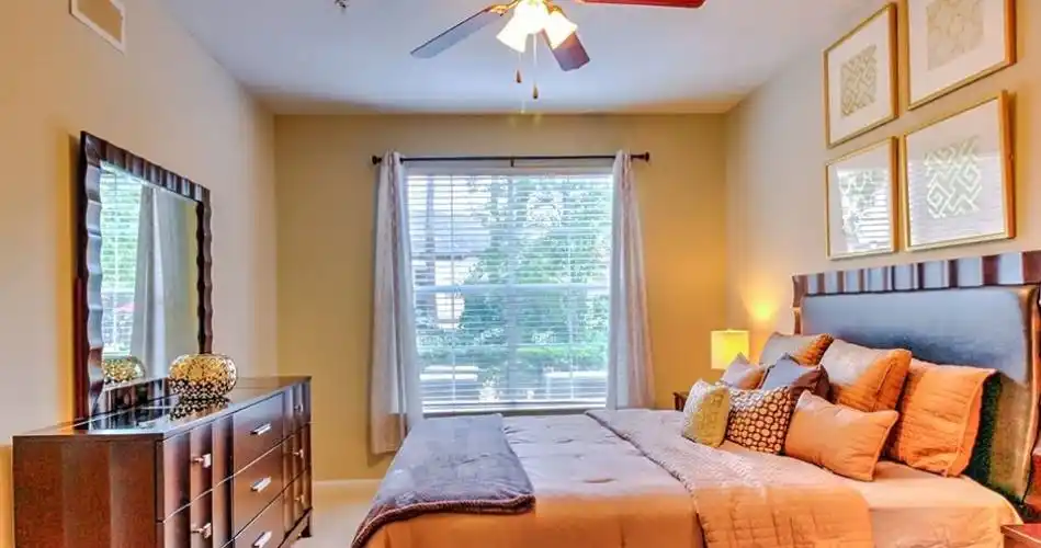 Rental by Apartment Wolf | Stone Creek at Old Farm | 8585 Woodway Dr, Houston, TX 77063 | apartmentwolf.com