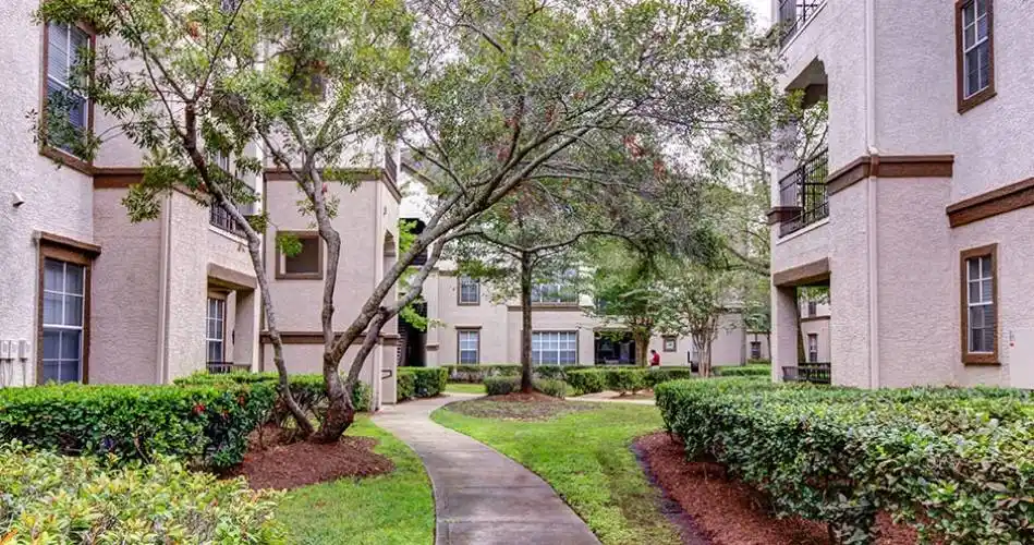 Rental by Apartment Wolf | Stone Creek at Old Farm | 8585 Woodway Dr, Houston, TX 77063 | apartmentwolf.com