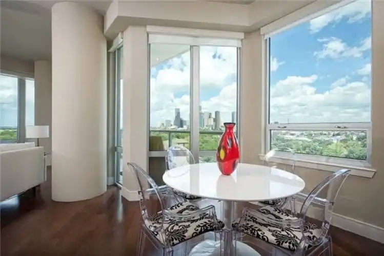 Rental by Apartment Wolf | Windsor Memorial | 3131 Memorial Ct, Houston, TX 77007 | apartmentwolf.com