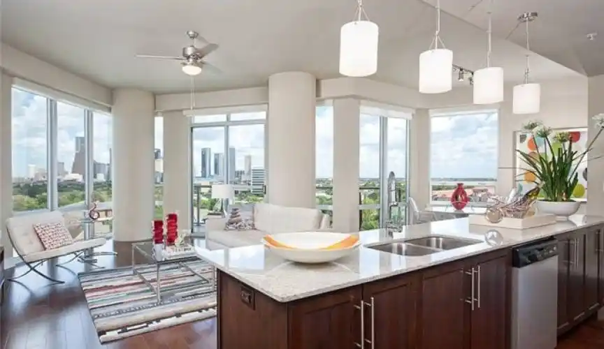 Rental by Apartment Wolf | Windsor Memorial | 3131 Memorial Ct, Houston, TX 77007 | apartmentwolf.com