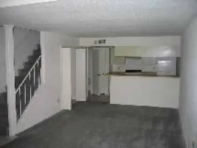 Rental by Apartment Wolf | Preserve at Westchase | 10615 Meadowglen Ln, Houston, TX 77042 | apartmentwolf.com