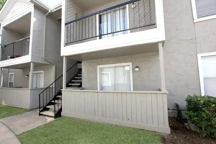 Rental by Apartment Wolf | Granite Club Apartments | 8990 Richmond Ave, Houston, TX 77063 | apartmentwolf.com