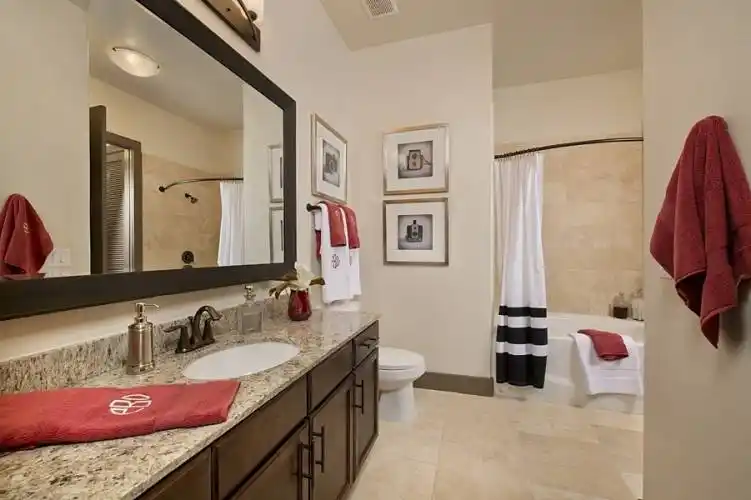 Rental by Apartment Wolf | Broadstone Post Oak | 3100 Post Oak Blvd, Houston, TX 77056 | apartmentwolf.com