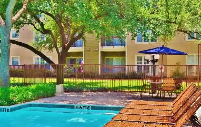 Rental by Apartment Wolf | Covington Pointe Apartments | 5330 Bent Tree Forest, Dallas, TX 75248 | apartmentwolf.com