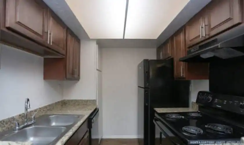 Rental by Apartment Wolf | Del Rey Village | 9607 Wickersham Rd, Dallas, TX 75238 | apartmentwolf.com