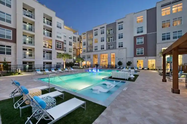 Rental by Apartment Wolf | Vargos on the Lake | 2411 Fondren Rd, Houston, TX 77063 | apartmentwolf.com