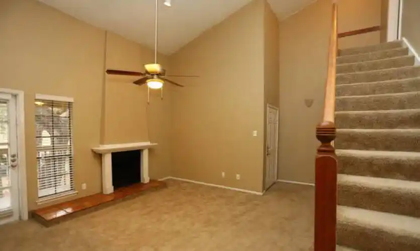 Rental by Apartment Wolf | Deer Oaks | 7230 Wurzbach Rd, San Antonio, TX 78240 | apartmentwolf.com