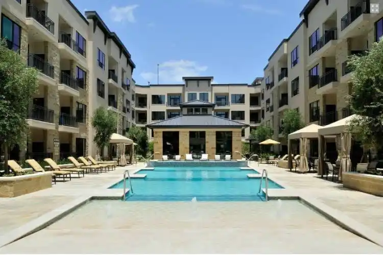 Rental by Apartment Wolf | Ashton on West Dallas | 1616 W Dallas St, Houston, TX 77019 | apartmentwolf.com