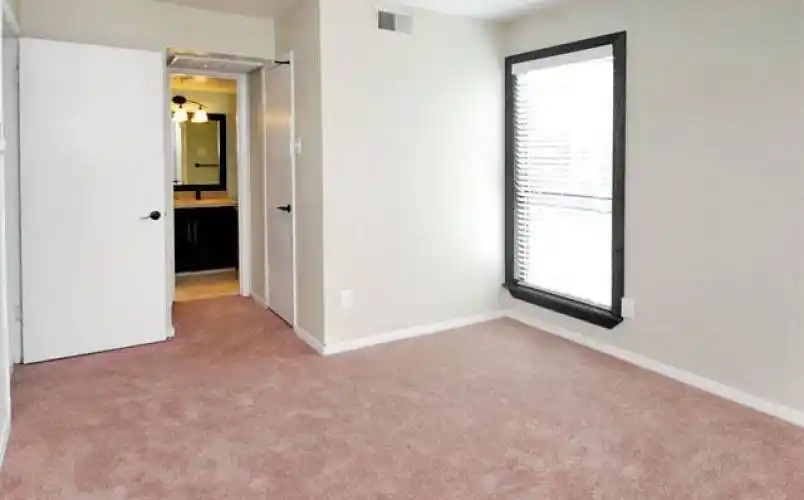 Rental by Apartment Wolf | Cityscape | 6466 Ridgecrest Rd, Dallas, TX 75231 | apartmentwolf.com