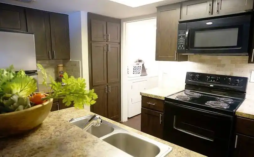 Rental by Apartment Wolf | Lakeside Apartment Homes | 9600 Golf Lakes Trl, Dallas, TX 75231 | apartmentwolf.com