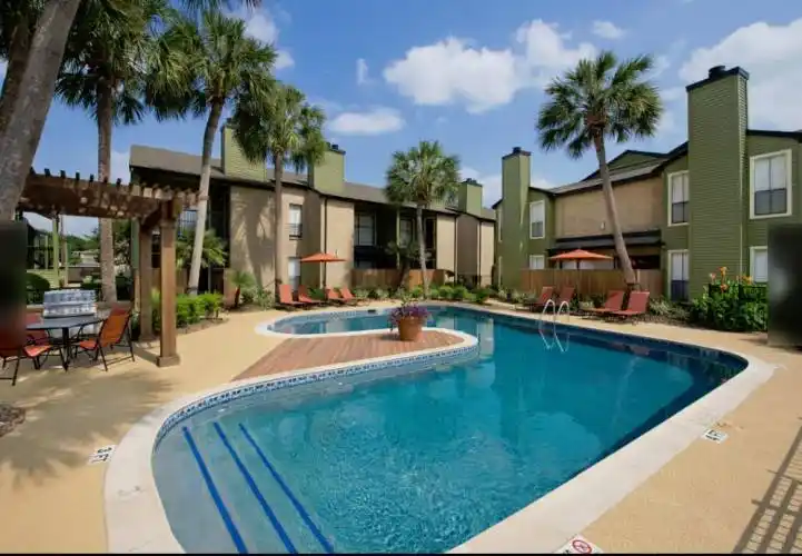 Rental by Apartment Wolf | Oaks of Westchase | 2851 Wallingford Dr, Houston, TX 77042 | apartmentwolf.com