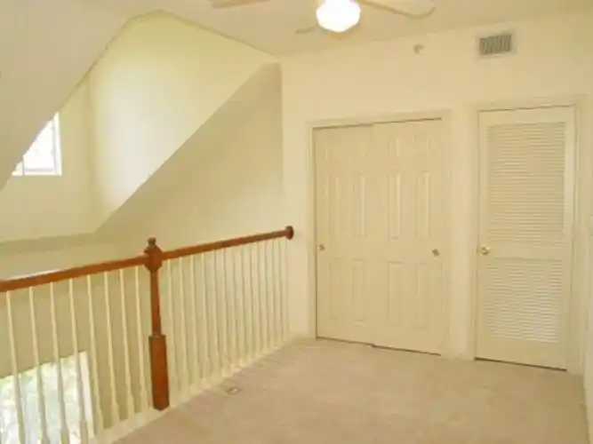 Rental by Apartment Wolf | Plaza At River Oaks | 1920 W Gray St, Houston, TX 77019 | apartmentwolf.com