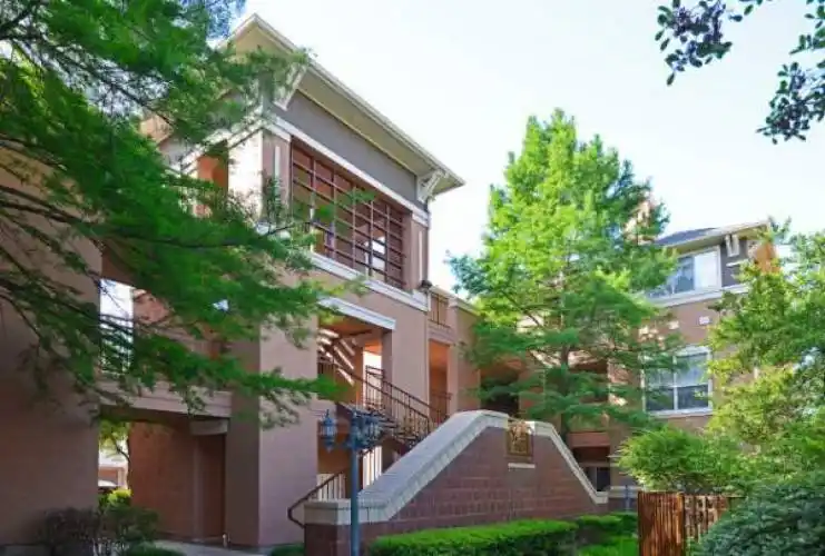 Rental by Apartment Wolf | Treymore Cityplace Apartments | 2101 N Haskell Ave, Dallas, TX 75204 | apartmentwolf.com