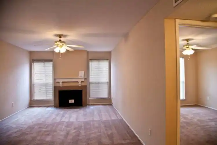 Rental by Apartment Wolf | Preserve Piney Point | 8740 Westheimer Rd, Houston, TX 77063 | apartmentwolf.com