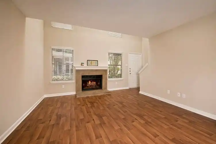 Rental by Apartment Wolf | Lenox Park | 12601 S Green Dr, Houston, TX 77034 | apartmentwolf.com